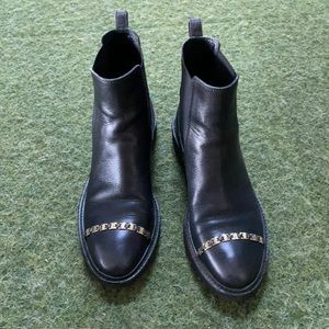 Salvatore Ferragamo ankle boots 8.5